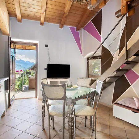 公寓 Maison Bebe Mont Emilius 奥斯塔