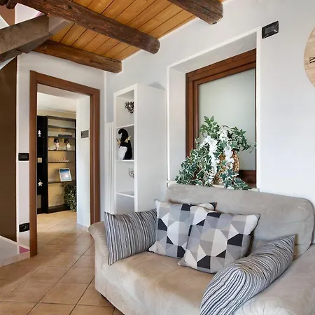 Maison Bebe Mont Emilius Apartment *